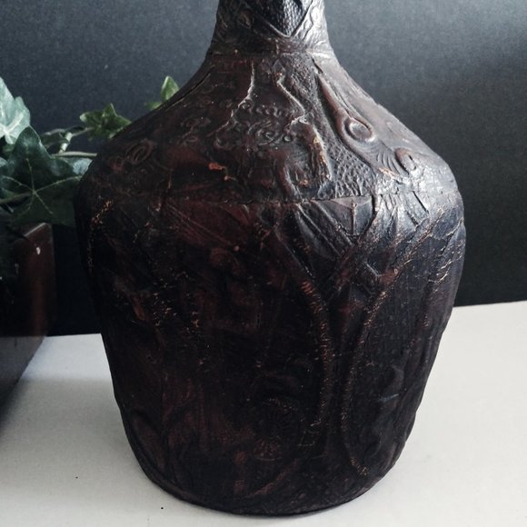 Don Quixote Leather Bottle Embossed Sancho - Picture 11 of 12